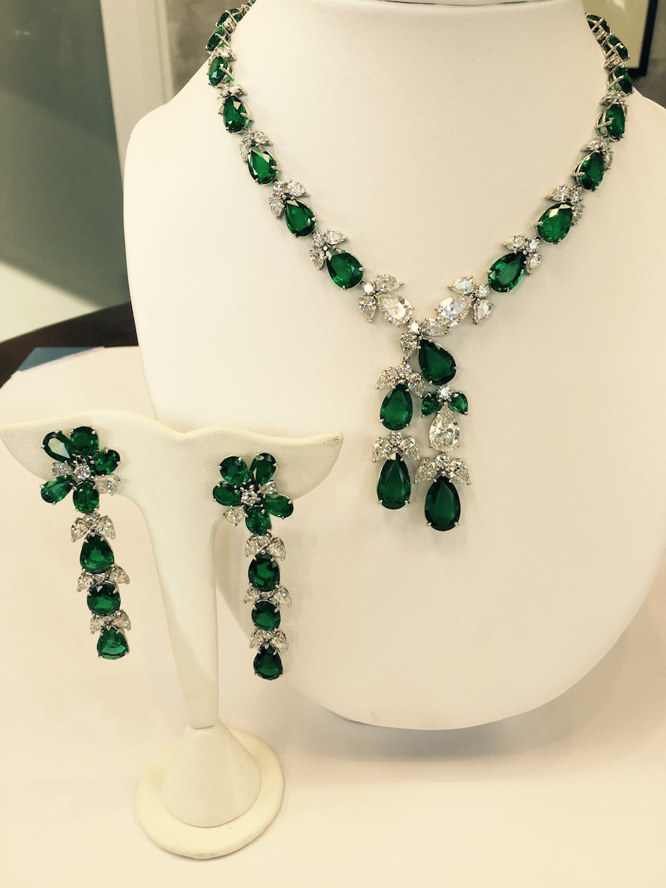 Caryn Jane Linsey - Jewelry Dealer - Boca Raton, FL | NY